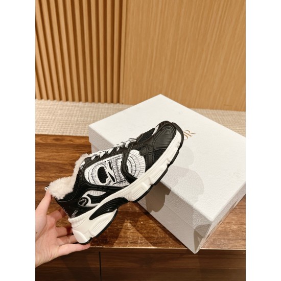 dior chrono sneakers