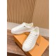 LV SNEAKERS
