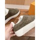 LV SNEAKERS