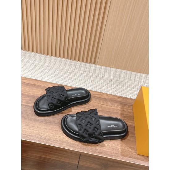LV SLIPPERS