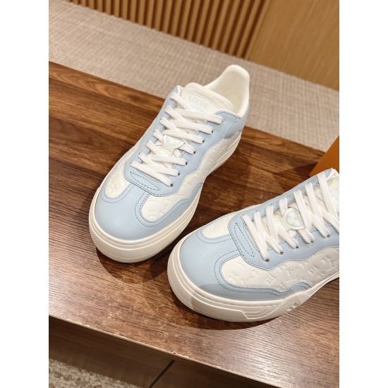 LV SNEAKERS