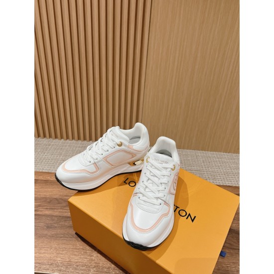 LV SNEAKERS