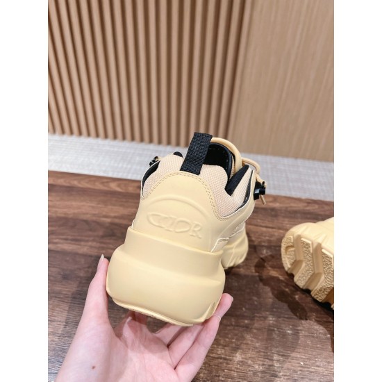sneakers sneakers