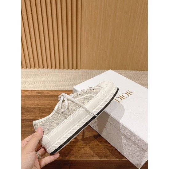 Embroidered Canvas Shoes Embroidered Canvas Shoes