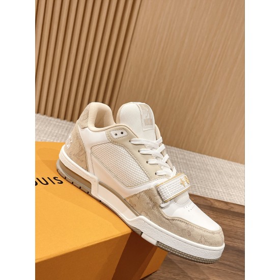 LV SNEAKERS