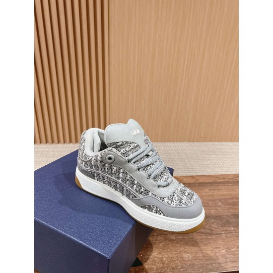 sneakers sneakers