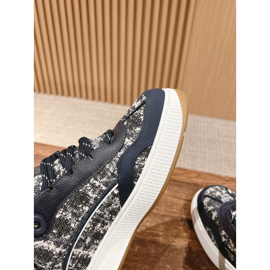 sneakers sneakers