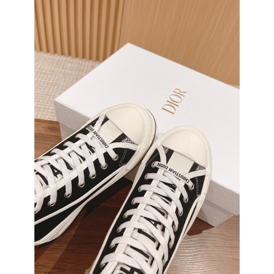 Embroidered Canvas Shoes Embroidered Canvas Shoes