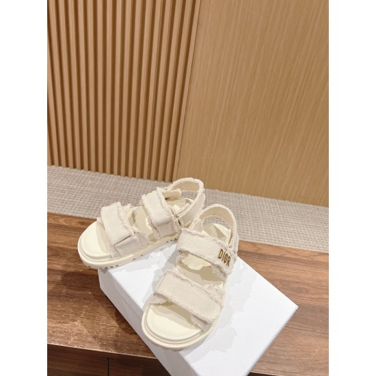 slippers slippers