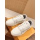 LV SNEAKERS