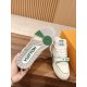 LV SNEAKERS