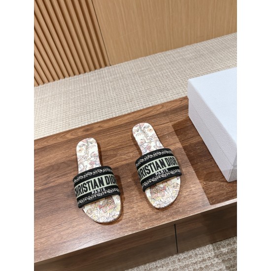 slippers slippers