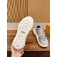 LV SNEAKERS