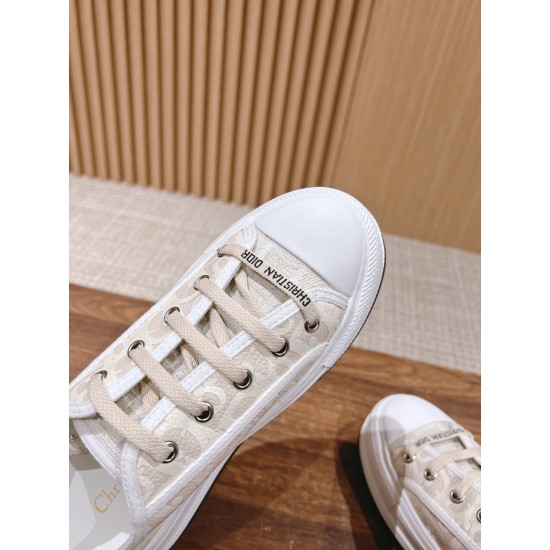 Embroidered Canvas Shoes Embroidered Canvas Shoes