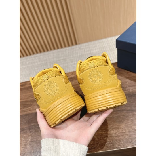B30 Co-branded Stone Island B30 Co-branded Stone Island