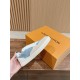 LV SNEAKERS