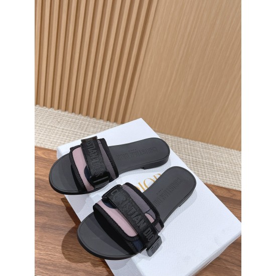 slippers slippers