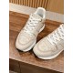 LV SNEAKERS