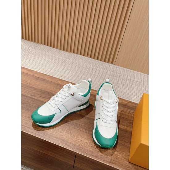 LV SNEAKERS