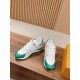 LV SNEAKERS