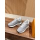 LV SNEAKERS
