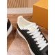 LV SNEAKERS