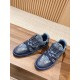 LV SNEAKERS