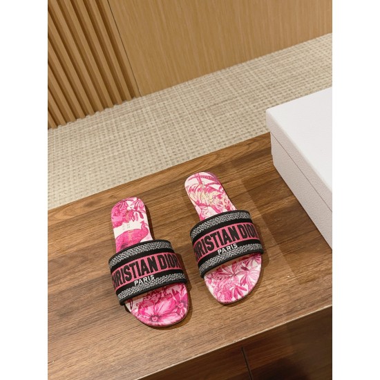 slippers slippers