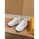 LV SNEAKERS