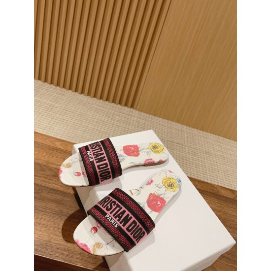 slippers slippers