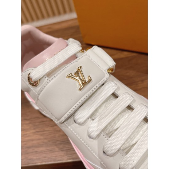 LV SNEAKERS