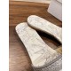 slippers slippers