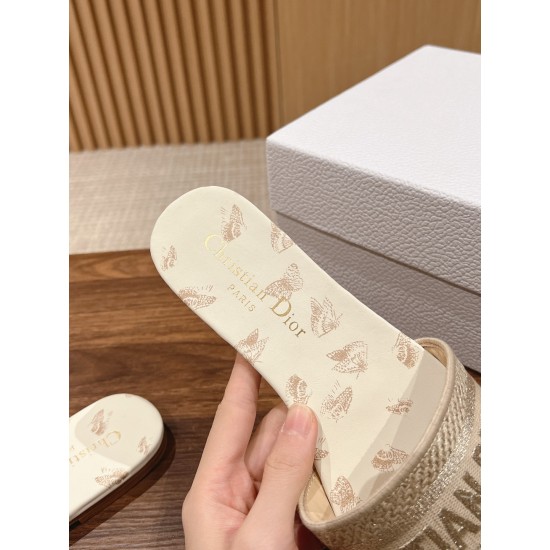 slippers slippers
