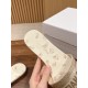 slippers slippers