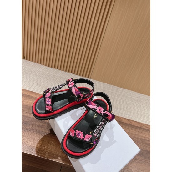 slippers slippers