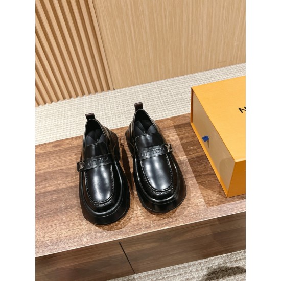 LV Sneakers
