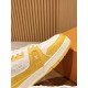 LV SNEAKERS