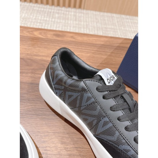 B101 Sneakers