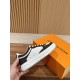 LV SNEAKERS