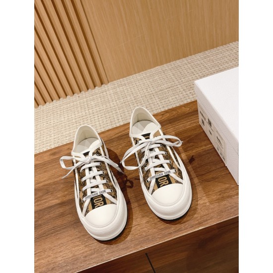Embroidered Canvas Shoes Embroidered Canvas Shoes