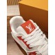 LV SNEAKERS