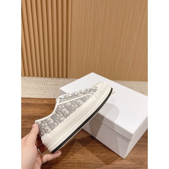 Embroidered Canvas Shoes Embroidered Canvas Shoes