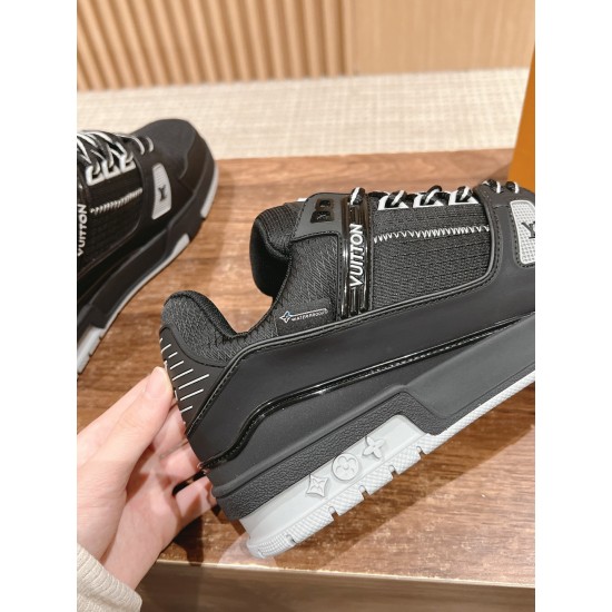 LV SNEAKERS LV SNEAKERS