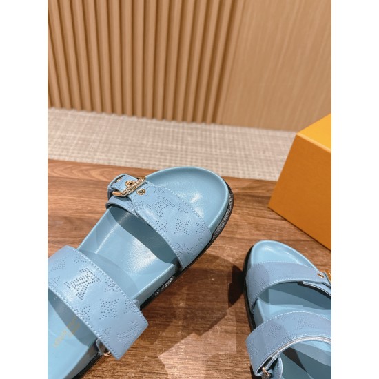 LV SLIPPERS