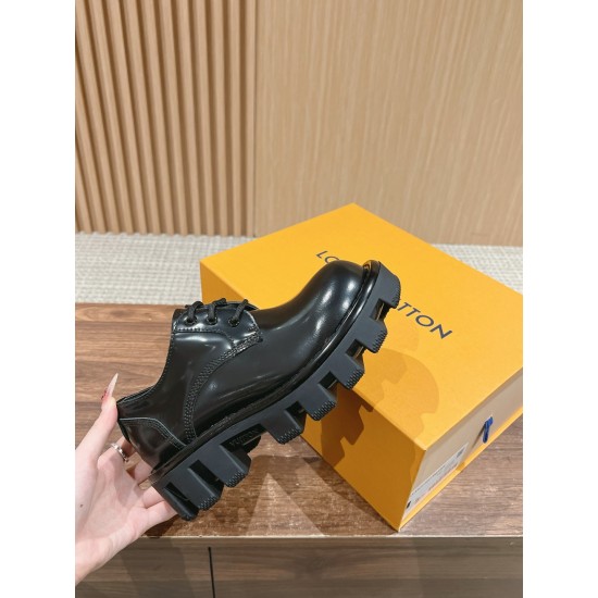 LV Sneakers
