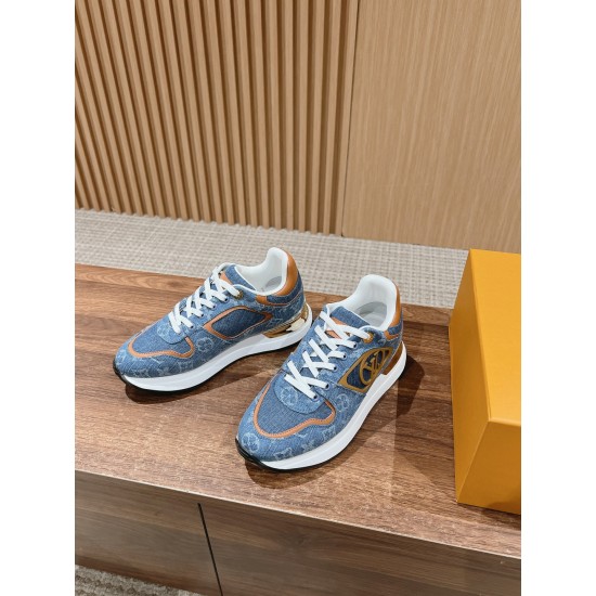 LV SNEAKERS