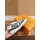 LV SNEAKERS