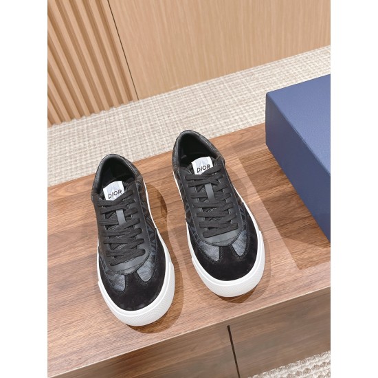 B101 Sneakers