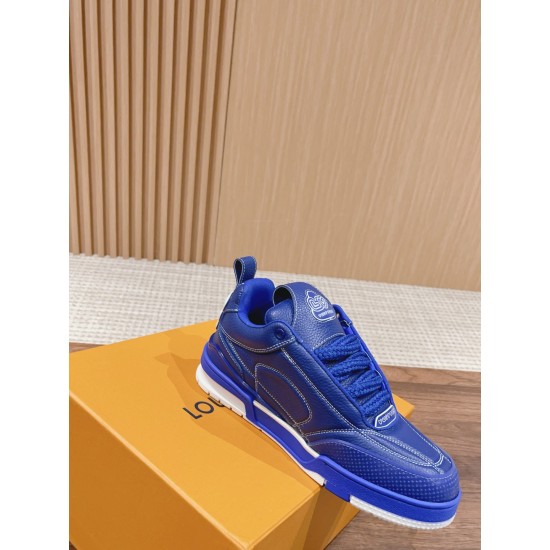 LV SNEAKERS