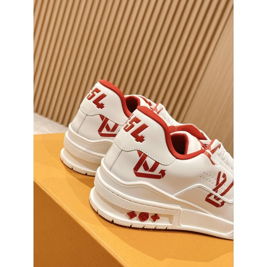 LV SNEAKERS